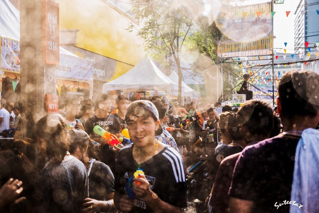 songkran1_zps5fa40sms.jpg