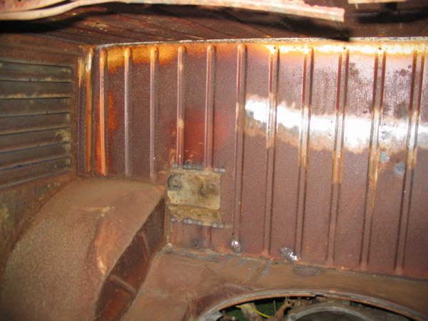 http://i1112.photobucket.com/albums/k486/Barndoor51/50an/IMG_4446.jpg
