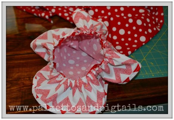 DIY Appliqued Pajama Set Tutorial from Palmettos and Pigtails DIY Appliqued Pajama Set Tutorial from Palmettos and Pigtails