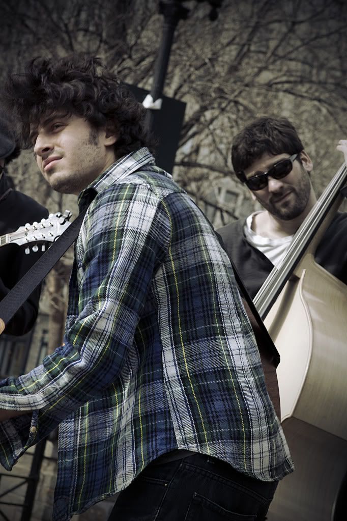 IMAGE: http://i1112.photobucket.com/albums/k489/dryan306/union%20square/unionsq3.jpg