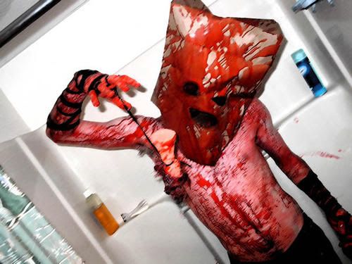 [img width=500 height=375]http://i1112.photobucket.com/albums/k494/speedcore55/ScreamerClauz.jpg[/img]