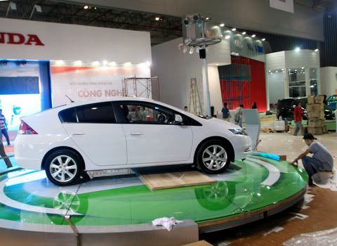 bụp trưng bày giải thưởng