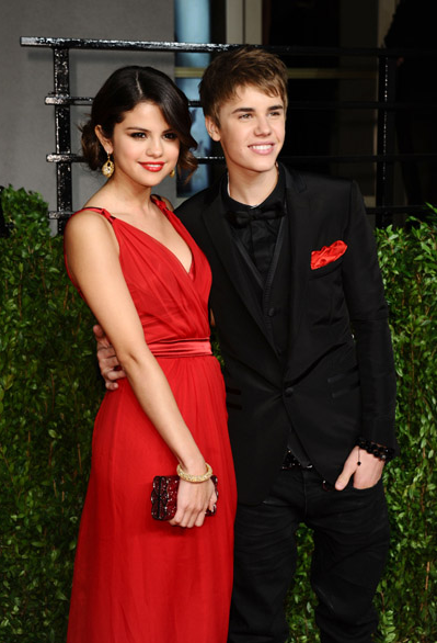 justin bieber and selena gomez dress up games. Being a real dress up gamer,