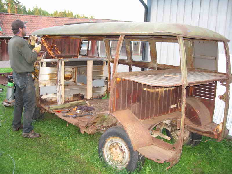 http://i1112.photobucket.com/albums/k486/Barndoor51/50an/100_1925.jpg