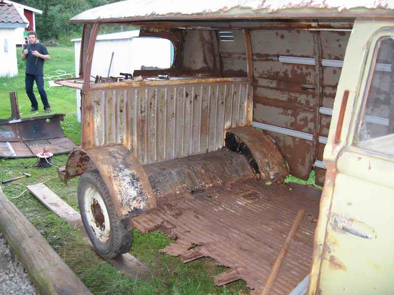 http://i1112.photobucket.com/albums/k486/Barndoor51/50an/100_1991.jpg