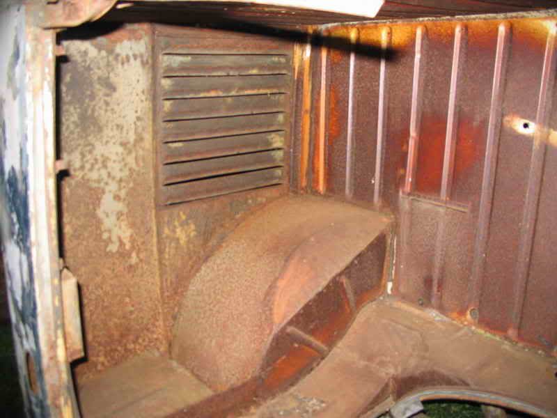 http://i1112.photobucket.com/albums/k486/Barndoor51/50an/IMG_4402.jpg