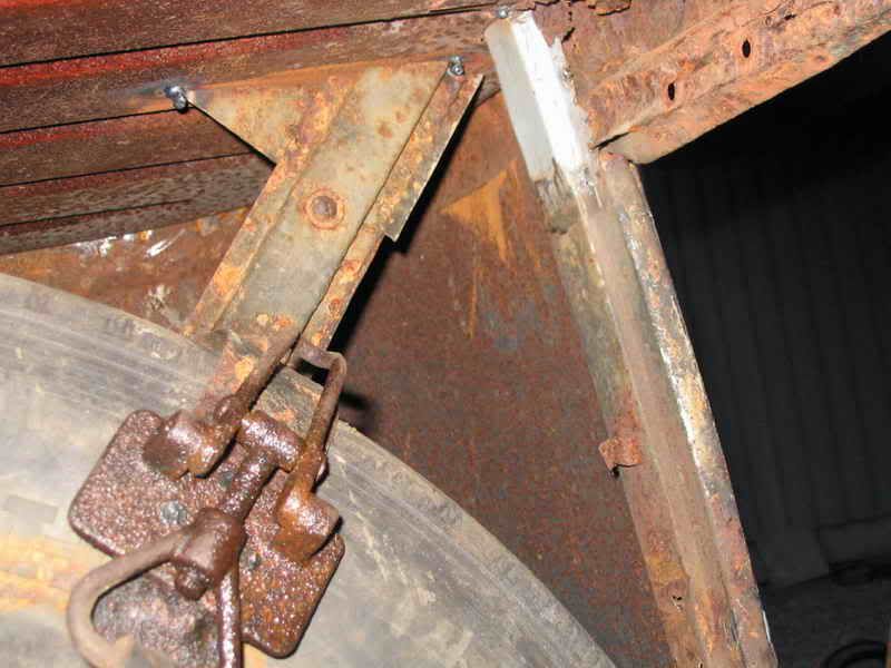 http://i1112.photobucket.com/albums/k486/Barndoor51/50an/IMG_4456.jpg