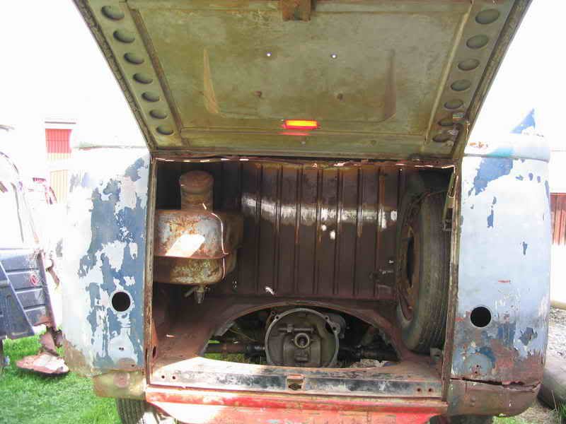 http://i1112.photobucket.com/albums/k486/Barndoor51/50an/IMG_4471.jpg